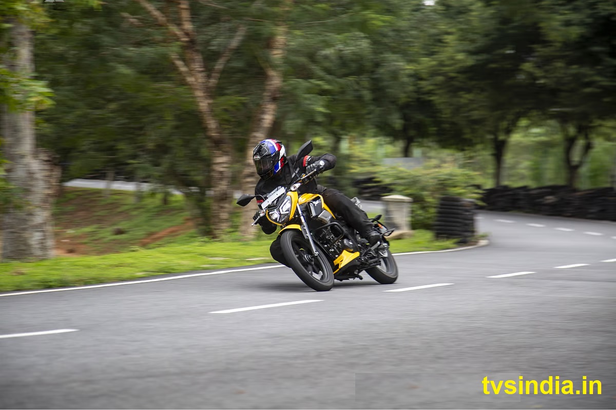 Unleashing the Beast: TVS Raider’s Thrill on the Highway